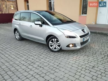 Авто Peugeot 5008 2010 № 7472418