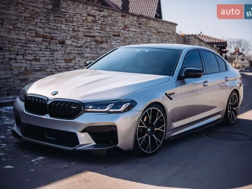 Авто BMW 5 Series 2018 № 7473102