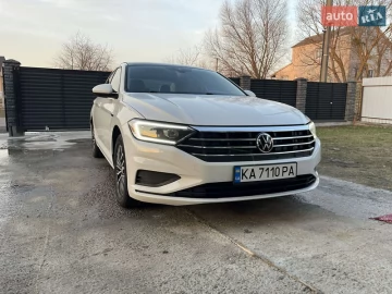 Авто Volkswagen Jetta 2018 № 7473746
