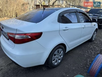 Авто KIA Rio 2013 № 7473943