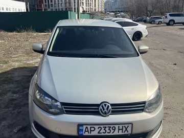 Авто Volkswagen Polo 2013 № 7474393