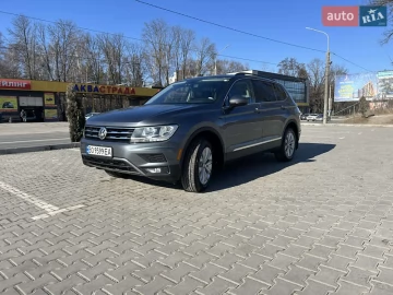 Авто Volkswagen Tiguan Allspace 2018 № 7474523