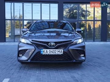 Авто Toyota Camry 2018 № 7474534