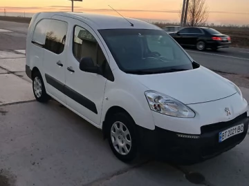 Авто Peugeot Partner 2013 № 7475012