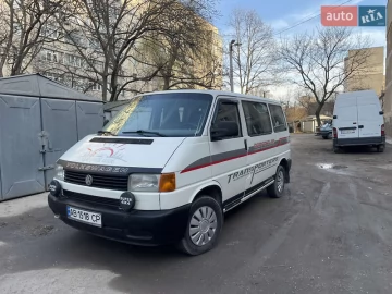 Авто Volkswagen Transporter 2000 № 7476183