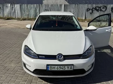 Авто Volkswagen E-Golf 2014 № 7476330