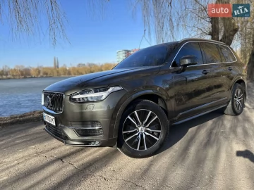 Авто Volvo Xc90 2021 № 7476761