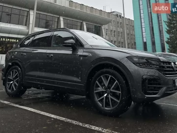 Авто Volkswagen Touareg 2022 № 7476770