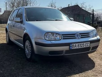 Авто Volkswagen Golf 2001 № 7476899
