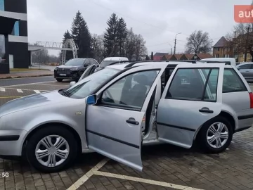 Авто Volkswagen Golf 1999 № 7477503