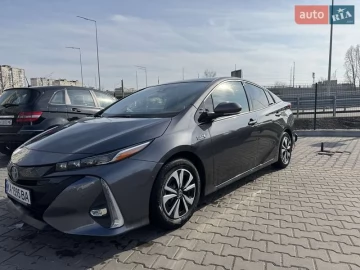 Авто Toyota Prius Prime 2017 № 7477745