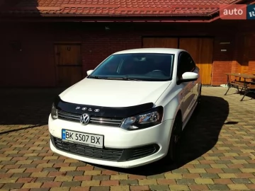 Авто Volkswagen Polo 2013 № 7479333
