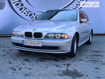 Авто BMW 5 Series 2002 № 7479363