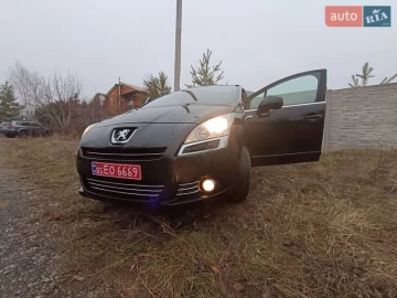 Авто Peugeot 5008 2013 № 7479456