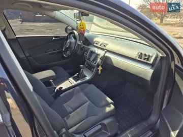 Авто Volkswagen Passat 2010 № 7479478