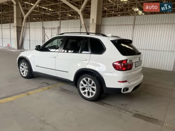 Авто BMW X5 2012 № 7479658