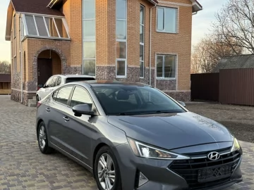 Авто Hyundai Elantra 2019 № 7480110