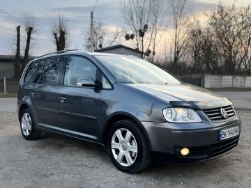 Авто Volkswagen Touran 2004 № 7480634