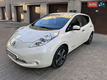 Авто Nissan Leaf 2015 № 7480636
