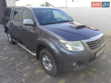 Авто Toyota Hilux 2013 № 7480704