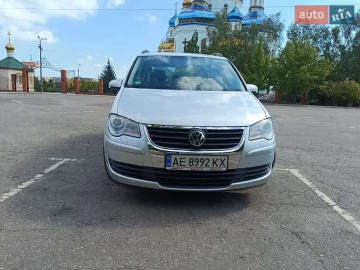 Авто Volkswagen Touran 2007 № 7480774