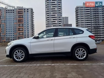 Авто BMW X1 2022 № 7480992