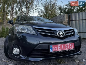 Авто Toyota Avensis 2013 № 7481475