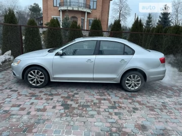 Авто Volkswagen Jetta 2010 № 7482142