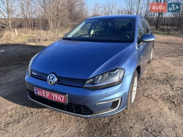 Авто Volkswagen E-Golf 2016 № 7482216