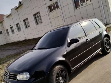 Авто Volkswagen Golf 2001 № 7482551