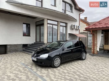 Авто Volkswagen Golf 2005 № 7482565