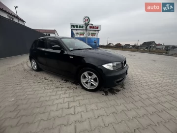 Авто BMW 1 Series 2009 № 7483054