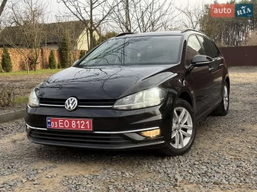 Авто Volkswagen Golf 2020 № 7483352
