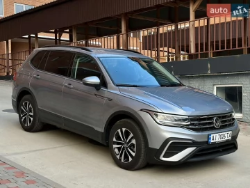 Авто Volkswagen Tiguan 2024 № 7483423