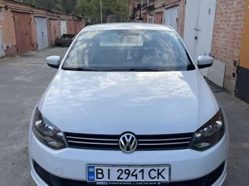 Авто Volkswagen Polo 2015 № 7483688