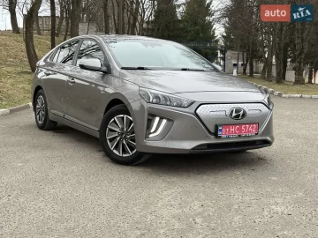 Авто Hyundai Ioniq 2019 № 7483762