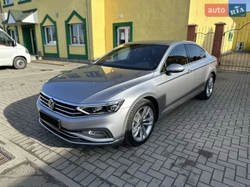 Авто Volkswagen Passat 2020 № 7483901