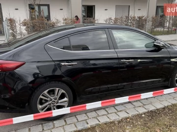 Авто Hyundai Elantra 2016 № 7484815