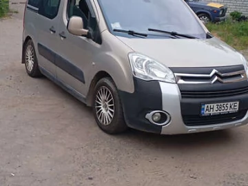 Авто Citroen Berlingo 2011 № 7485458