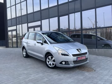 Авто Peugeot 5008 2012 № 7485861