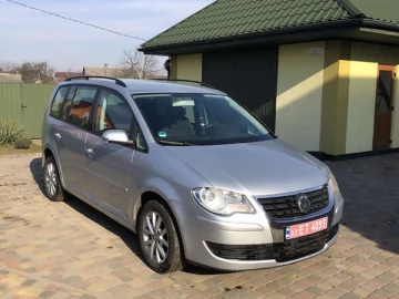 Авто Volkswagen Touran 2007 № 7486058