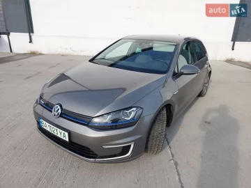 Авто Volkswagen E-Golf 2014 № 7486070