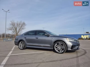 Авто Volkswagen Passat 2017 № 7486085