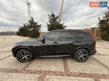 Авто BMW X5 2020 № 7487424