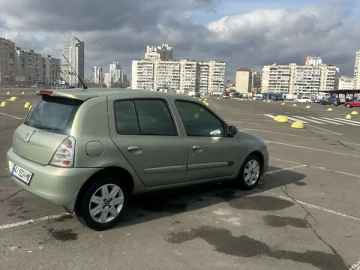 Авто Renault Clio 2002 № 7487865