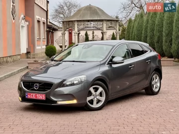 Авто Volvo V40 2013 № 7487965