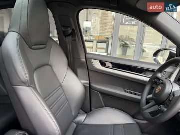 Авто Porsche Cayenne Coupe 2024 № 7488325