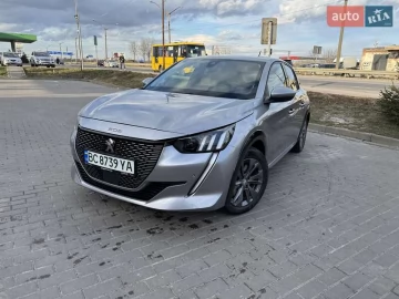 Авто Peugeot E-208 2019 № 7488473