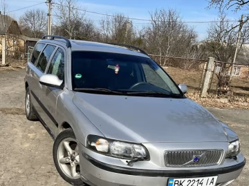 Авто Volvo V70 2001 № 7488637