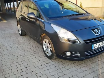 Авто Peugeot 5008 2012 № 7488998